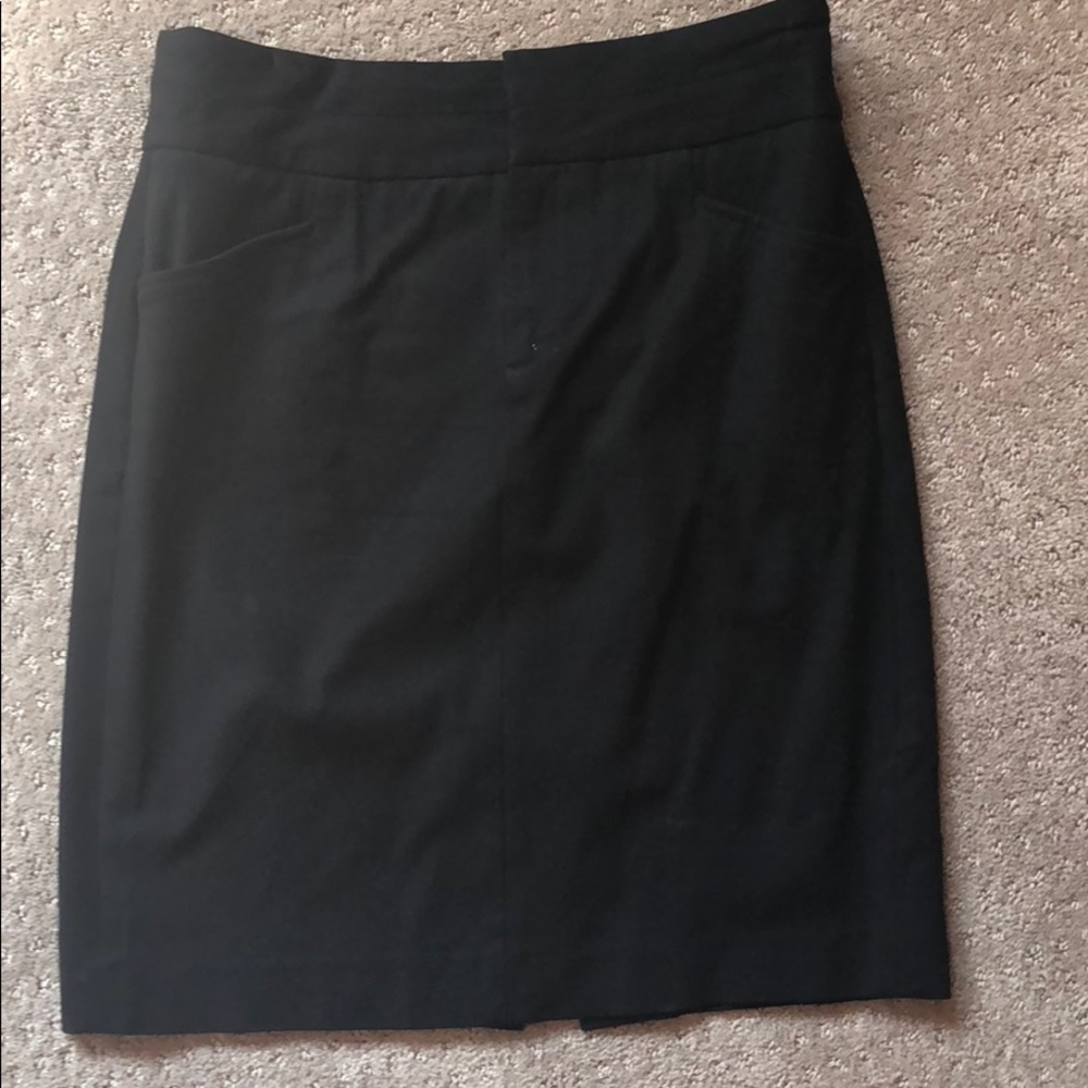Black stretch pencil skirt with pockets